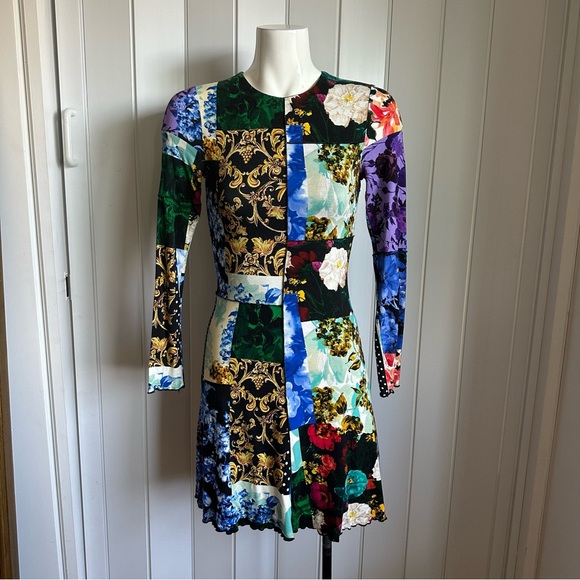 🌸SOLD🌸Alice + Olivia Delora Petals Patchwork Fitted Mini Dress - Picture 7 of 11